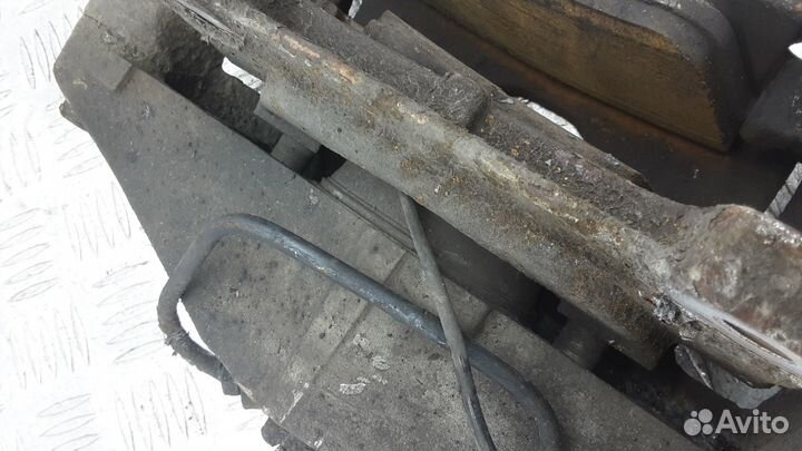 Суппорт передний правый Audi A6 4F/C6 2006