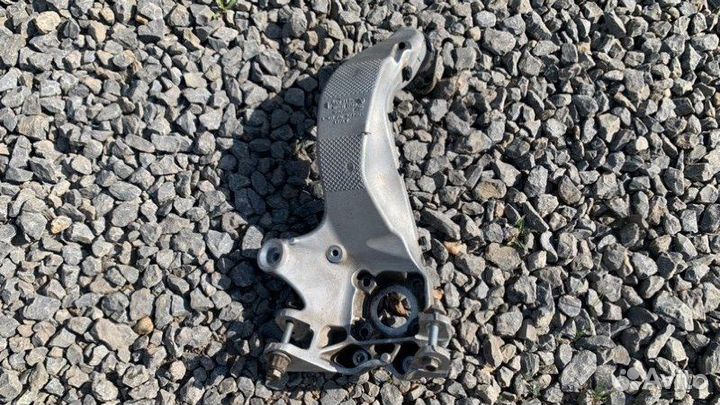 Рычаг продольный задний правый Mini Cooper S