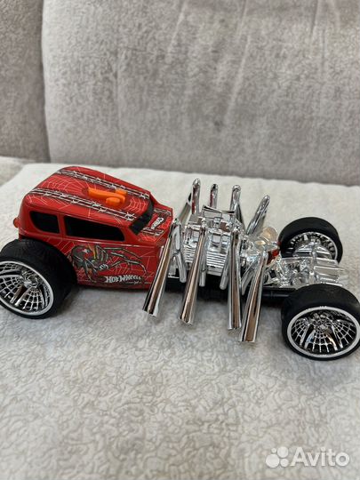 Машина Hot Wheels Action Street Creeper (Паук)