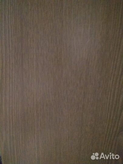 Полки книжные. Навесные со стеклами. 3 полки