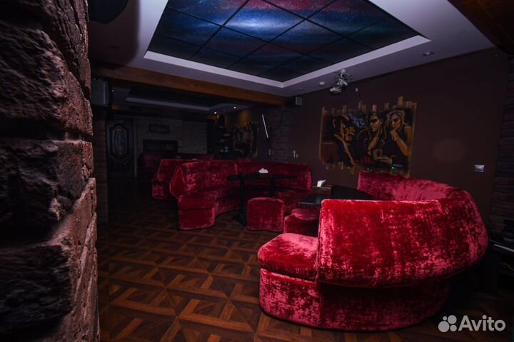 Прибыльный караоке-кальян бар в центре 6 лет