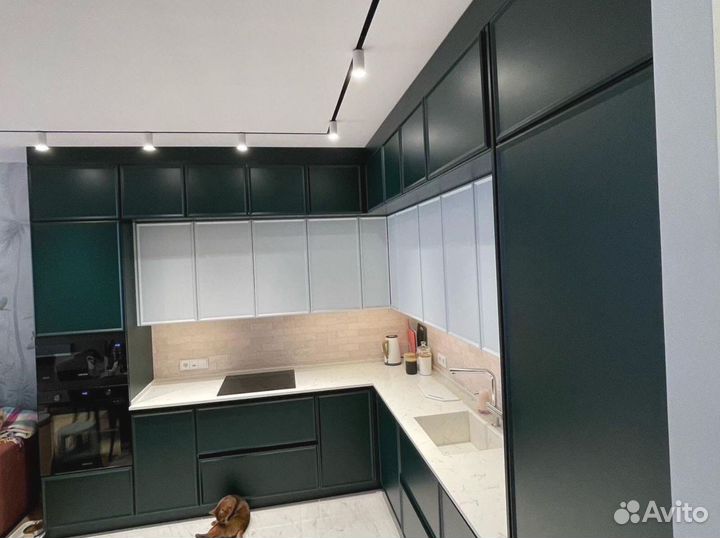 Угловая кухня