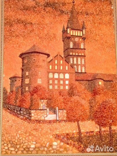 Картина из янтаря