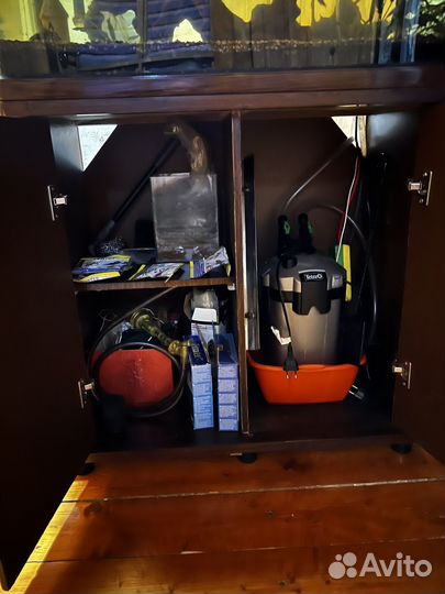 Аквариум с тумбой 180 литров