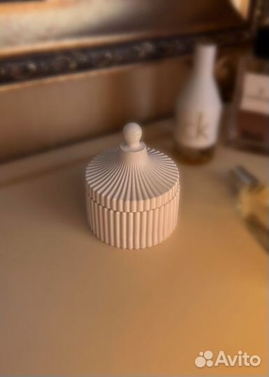 Декоративная шкатулка