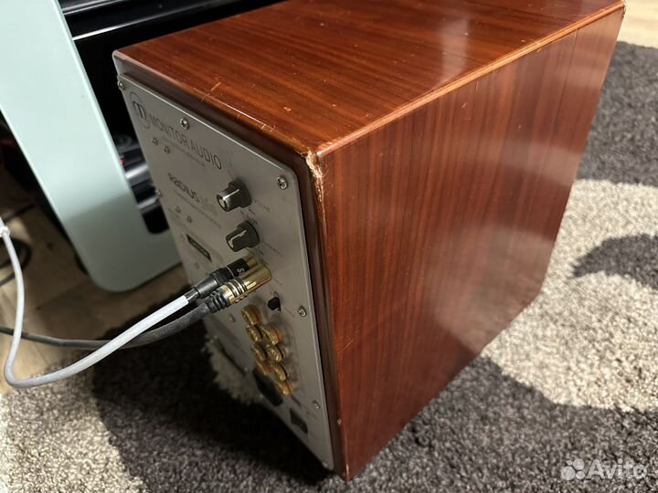 Активный сабвуфер Monitor audio radius 360