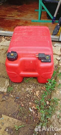 Бак для лодочного мотора 24 литра. Б/У