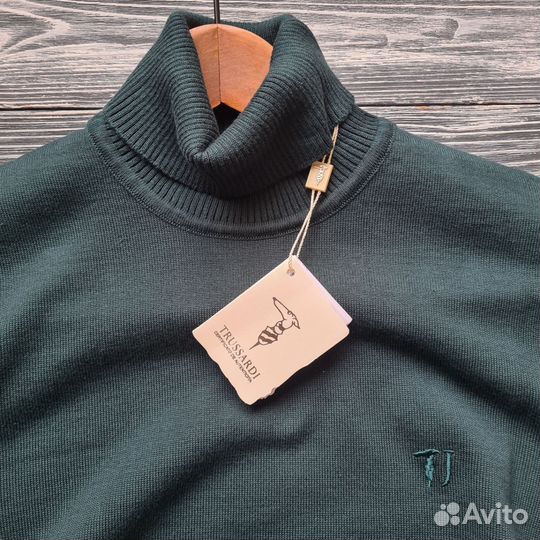 Водолазка Trussardi. XL