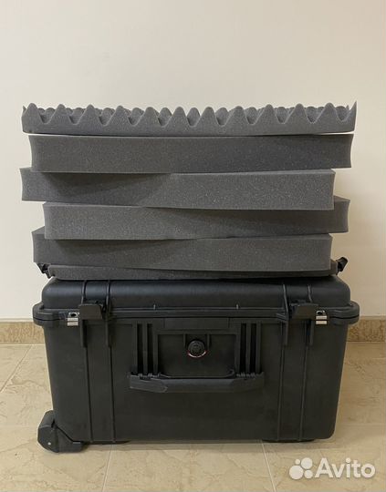 Защитный кейс Peli 1620 с поропластом черный