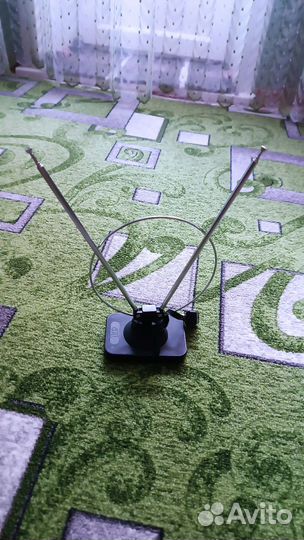 Антенна комнатная