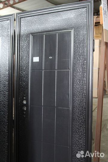 Дверь бу металлическая Форпост 860
