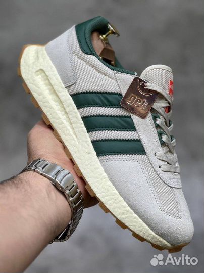 Adidas retropy E5 светло-серые зел разм. 43