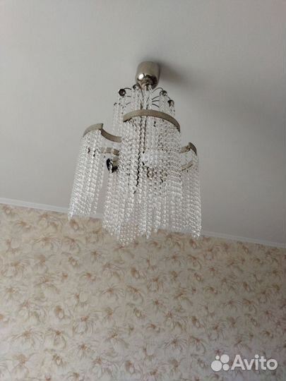 Продается хрустальная люстра хрустальная