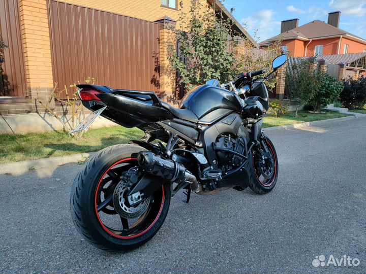 Yamaha FZ1S 2011