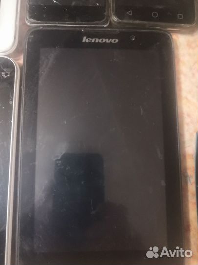 Планшеты и телефоны на запчасти Lenovo и др