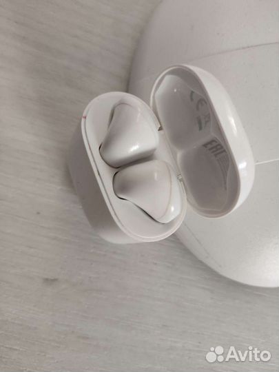 Беспроводные наушники