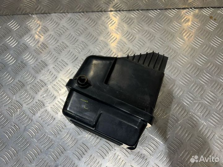 Корпус блока предохранителей Fiat Albea 2011