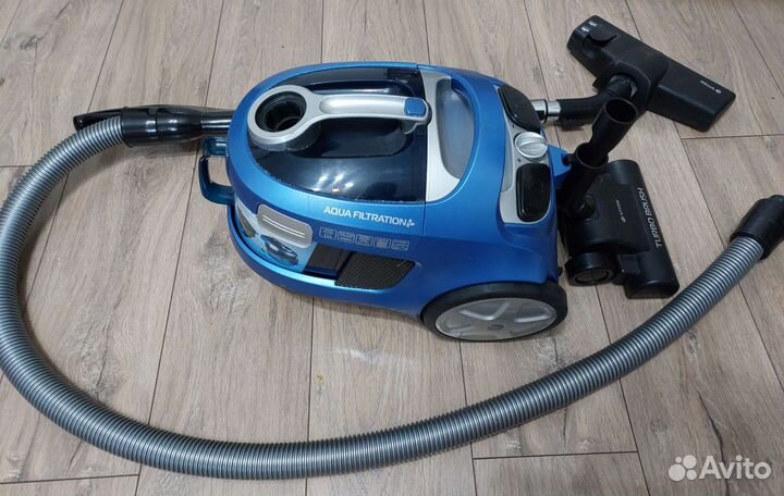 Пылесос с аквафильтром vitek VT-1886 B