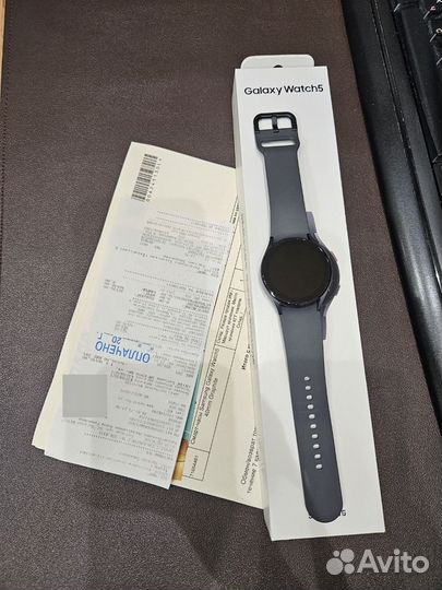 Samsung galaxy watch 5 40mm на гарантии