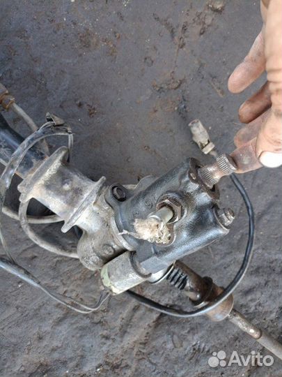 Рулевая рейка Mitsubishi Galant E33A