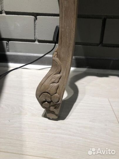 Консольный стол массива красного дерева