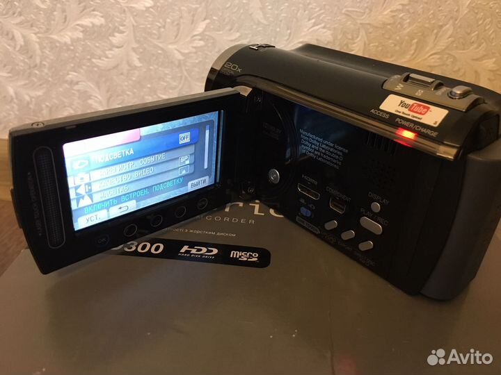 Видеокамера JVC Everio GZ-HD300