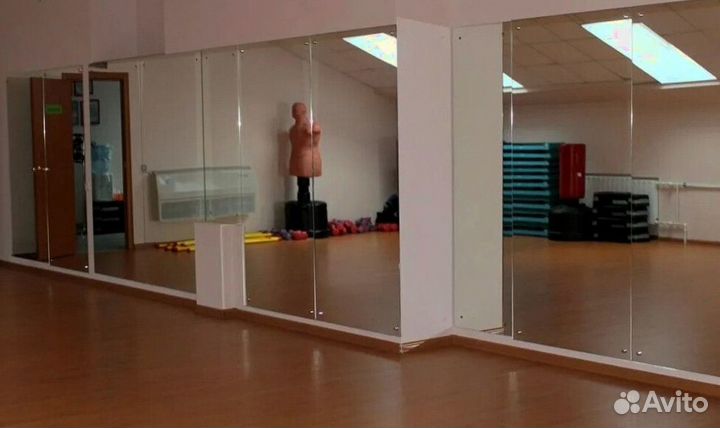 Зеркала в спортзалы