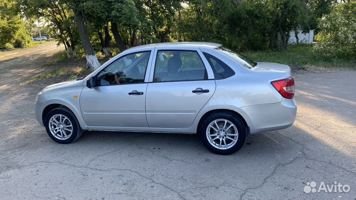 LADA Granta 1.6 AT, 2012, 191 000 км