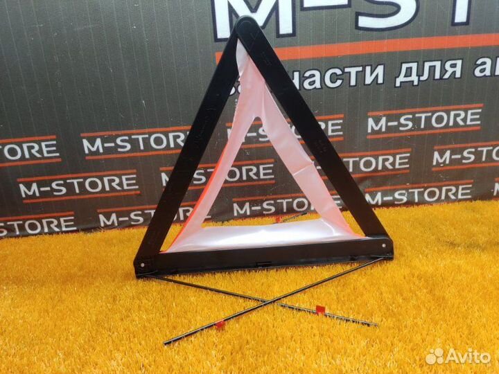 Знак аварийной остановки Bmw 5-Series F10 N52B30