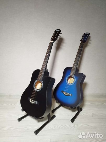 Акустическая гитара