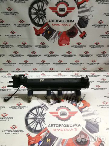 Рампа топливная Volkswagen Golf 4 2.0