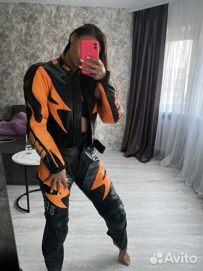 Мотокомбинезон