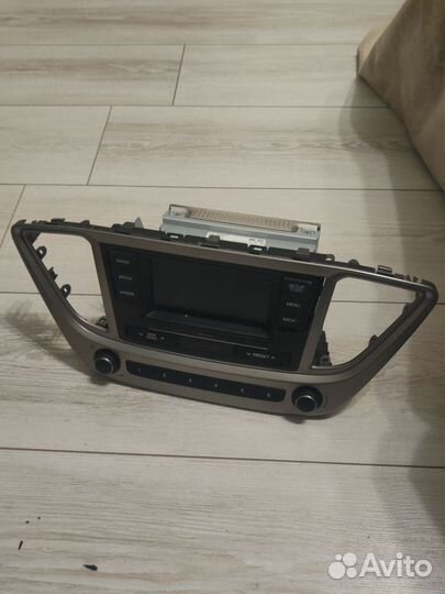 Магнитола для Huindai Solaris