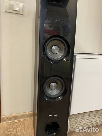 Напольная акустика Samsung TW-H5500