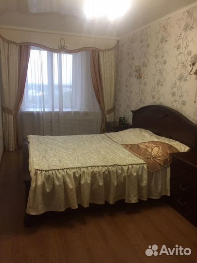 Шторы и покрывало бу