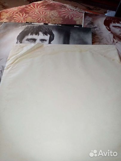 На концертах Владимира Высоцкого 10 штук