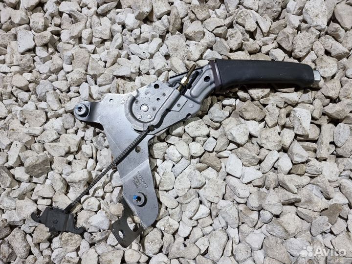 Ручник Вольво S60