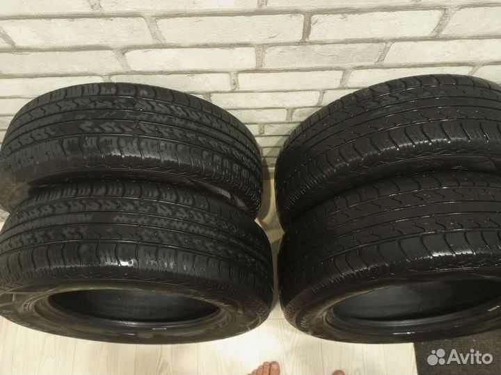 Matador MP 82 Conquerra 2 215/65 R16