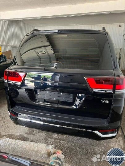 Рестайлинг обвес в Toyota Land Cruiser 300