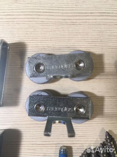 Ролики Raumplus для шкафа-купе