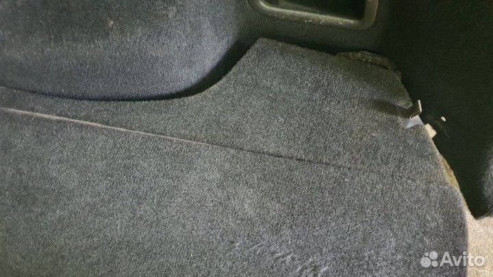 Обшивка багажника Subaru Forester SG5 EJ205 04