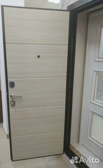 Дверь входная