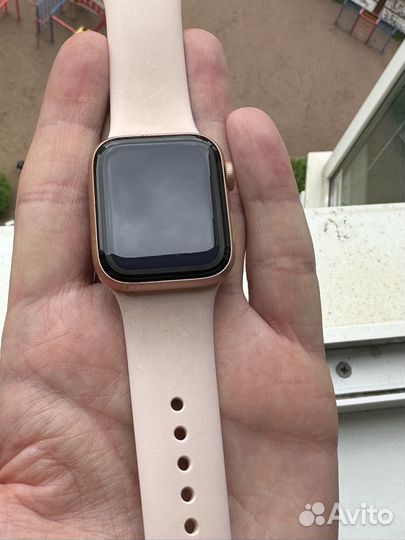 Часы apple watch 4 40 mm