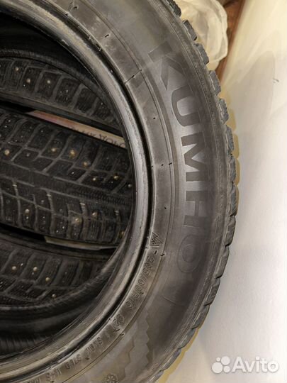 Kumho I'Zen KW22 205/60 R16