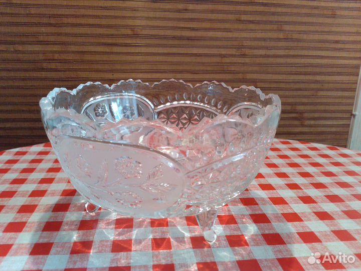 Хрустальная салатница