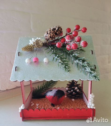 Поделка кормушка 