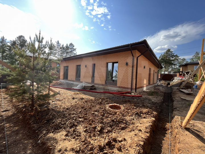 Дом 165 м² на участке 6,7 сот.