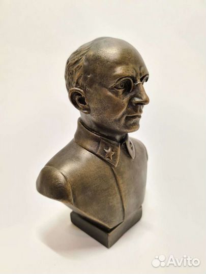 Бюст Берия Лаврентий