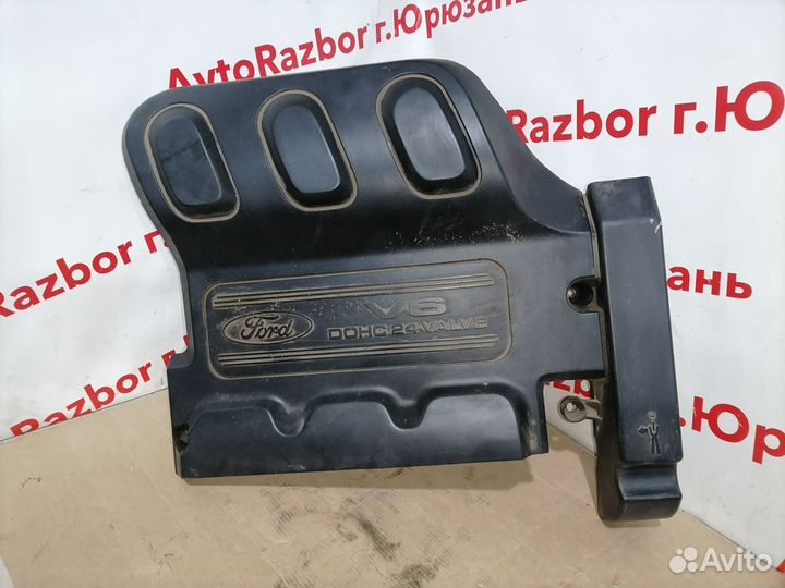 Накладка двигателя декоративная Ford Maverick 3.0