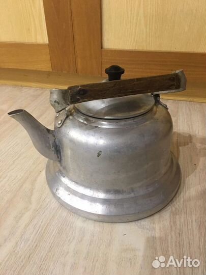 Чайники алюминиевый и хромированный СССР